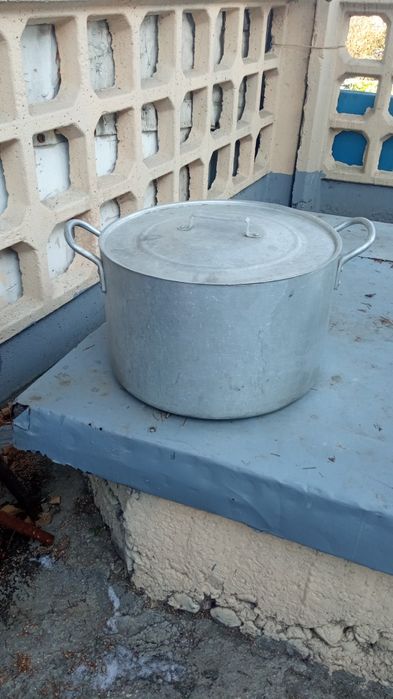 Продам кухонный утварь.