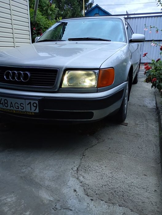Продам Ауди с.4.