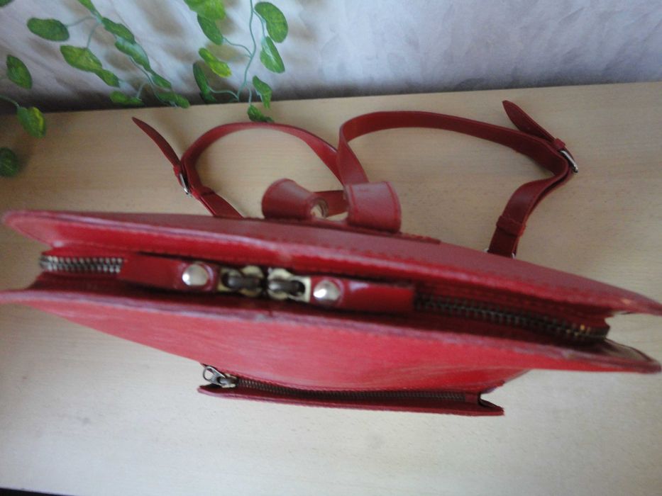 Естествена кожа/дамска раница