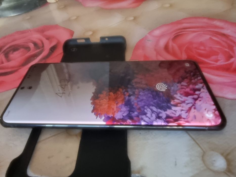 Samsung s20 ultra ideal holatda