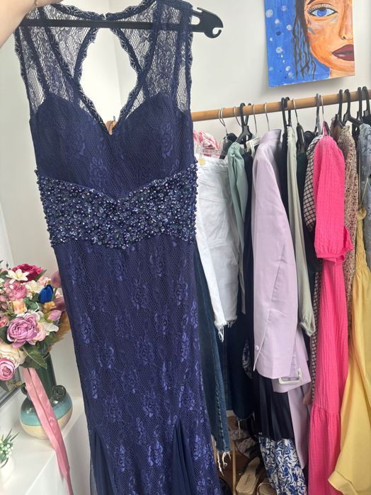 Официална тъмносиня рокля