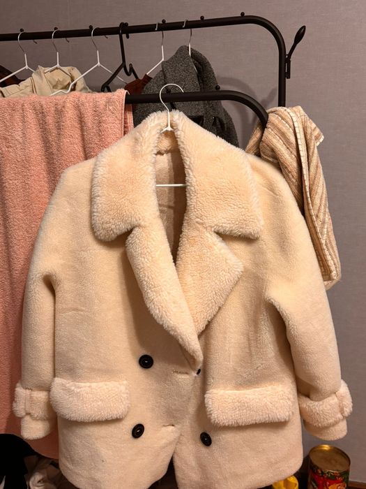 Пальто осенний или зимний