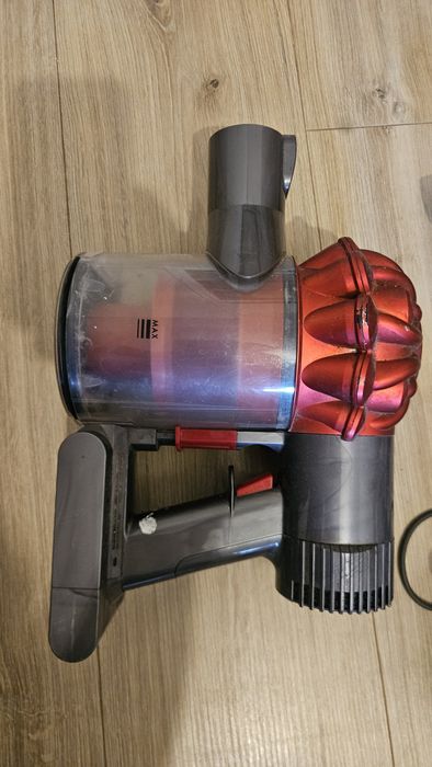Aspirator Dyson pe acumulator