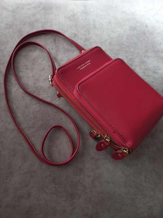 Продаётся  сумка