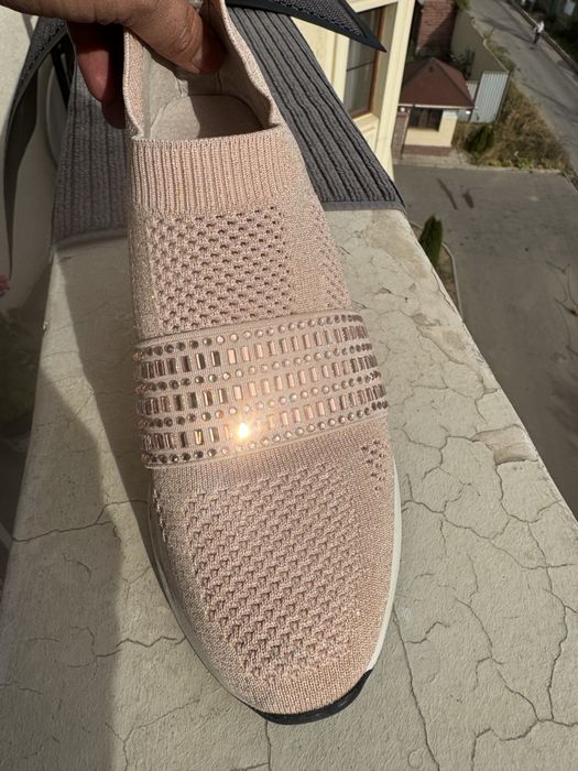 Красовки нарядные 39-40 р