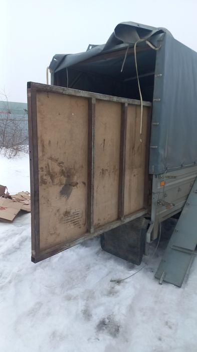 Продам прицеп конивозку