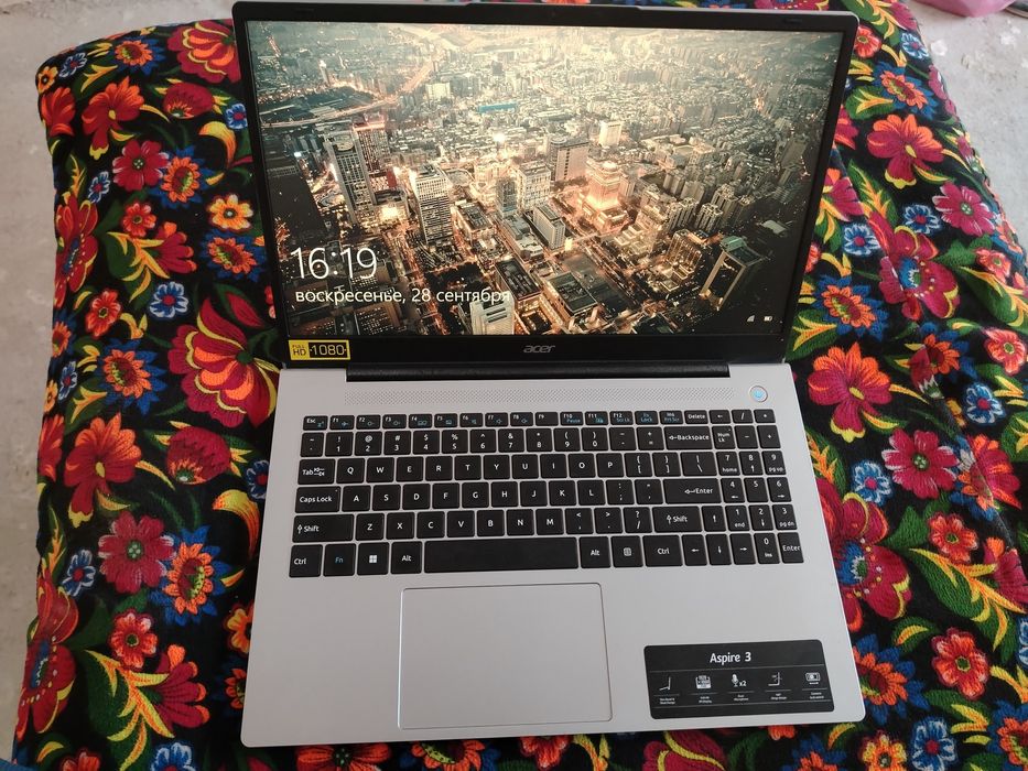 Acer Aspire3 kompyuter