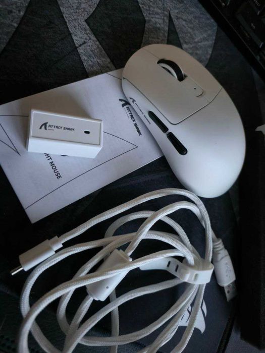 ATTACK SHARK R6 Ultralight 39g Wireless 8K PAW3950MAX Gaming Mouse