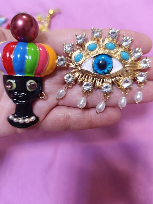 Броши ювелирные. Прага