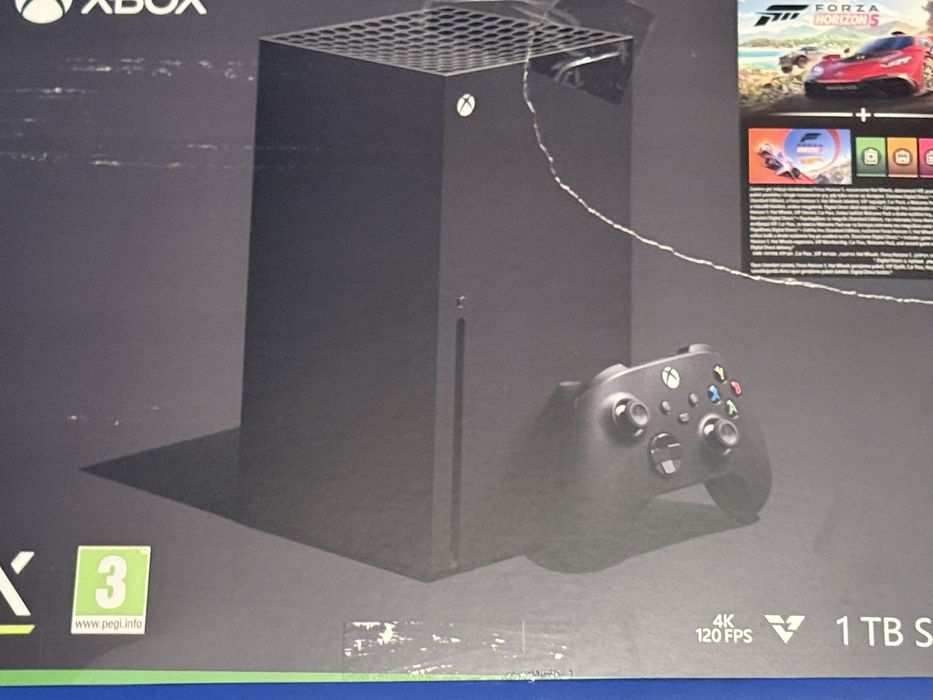 Xbox series  x 1 TB ssd