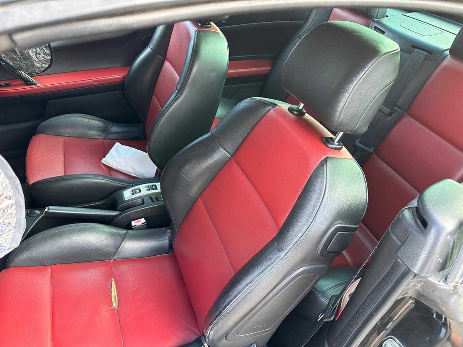 Автомобил Peugeot 307 CC