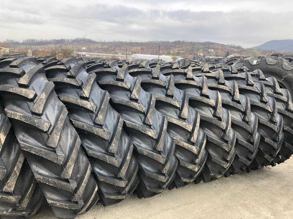 Cauciucuri noi 12.4-28 8 pliuri anvelope TRACTOR FIAT