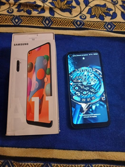 Самсунг А 11.смартфон