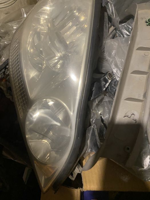 Фары авенсис версо ипсум дорест