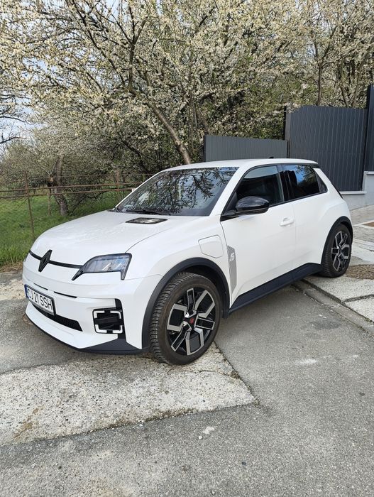 RENAULT 5 2025 — imagine 2