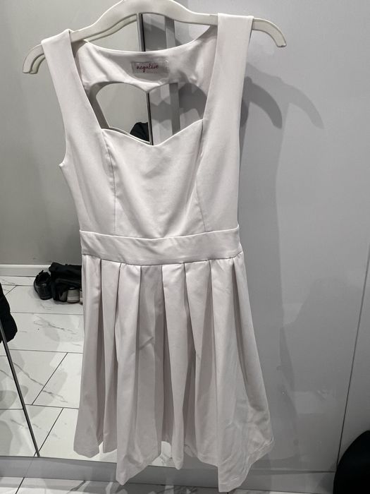 Дамски рокли различни модели