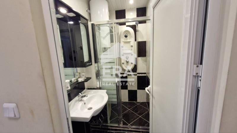 Дава се под наем Тристаен апартамент в Варна, Аспарухово - 80 кв.м за 459 € - Снимка #10