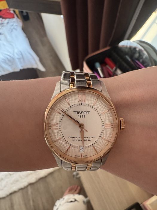 Vand ceas dama  tissot !