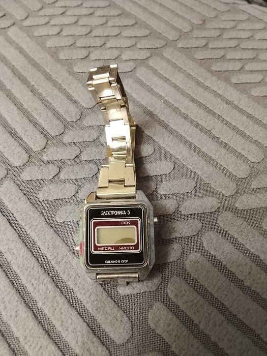часы ЭЛЕКТРОНИКА 5 Винтажные