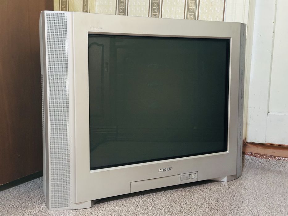 Телевизор Sony цветной