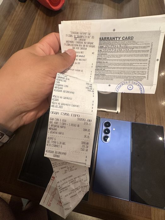 Продавам Samsung Galaxy Z fold 7 512 GB 2 години гаранция. Закупен на 6.03.2026г.