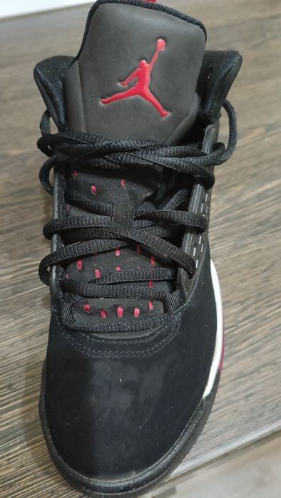 Adidasi Jordan,nu prea a fost folosit