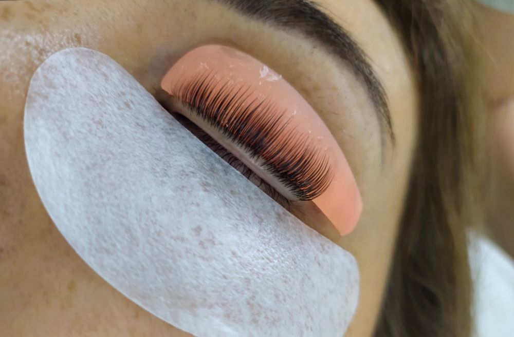 Ламинирование ресниц и бровей