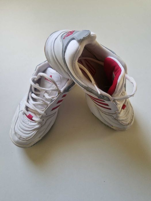 Adidas оригинални маратонки