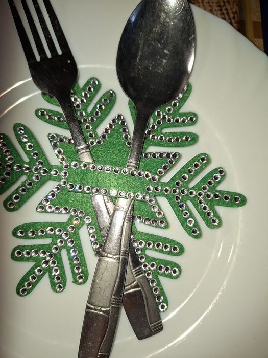 Set tacamuri masa de craciun