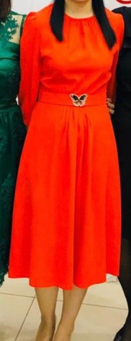 Платья в отличном состоянии