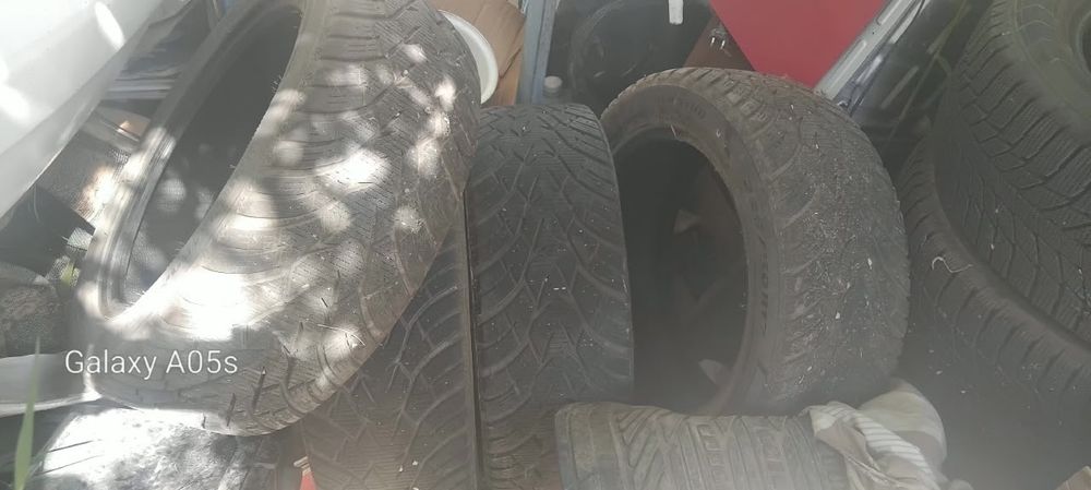Автошины зимние..