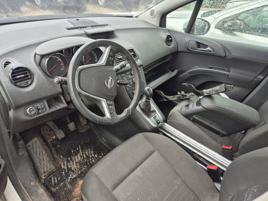 Dezmembram Opel Mervia B 2016 1.6cdti  B16DTE