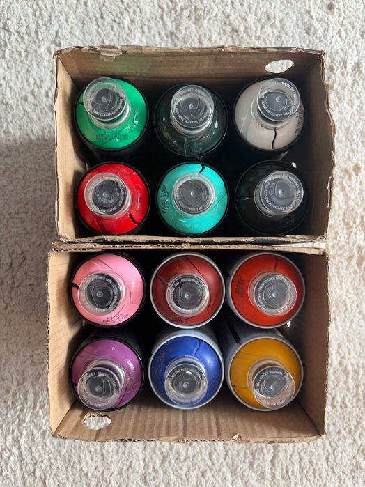 Професионални графити спрейове - чисто нови, 12 броя