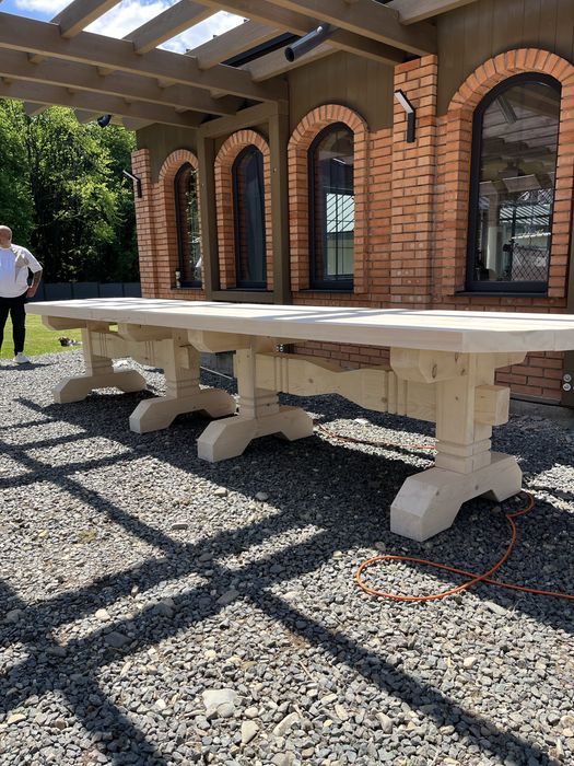 Mobilier lemn masiv