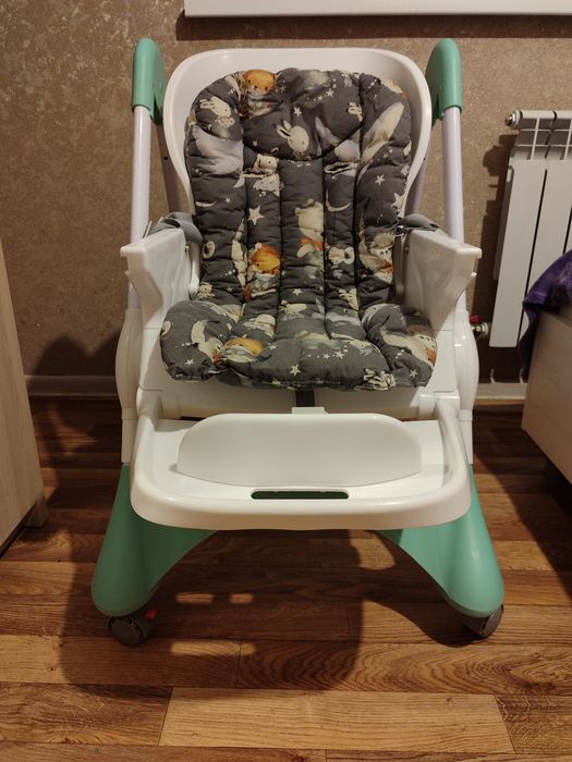 Стол для кормления.