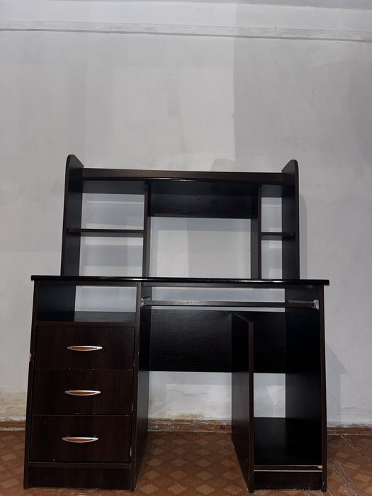 Продам учебный стол