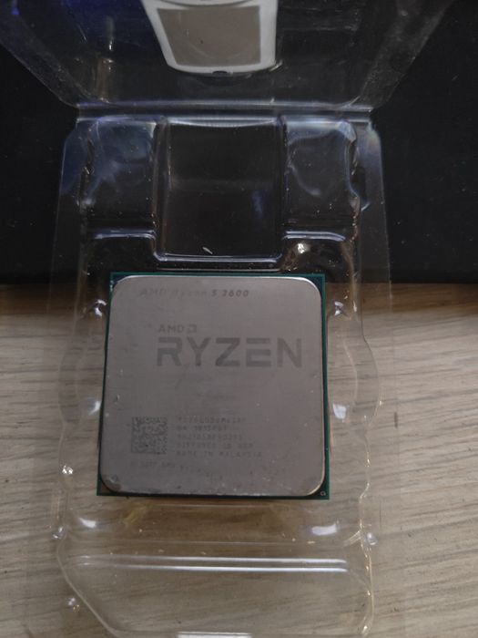 Procesor AMD Ryzen 5 2600