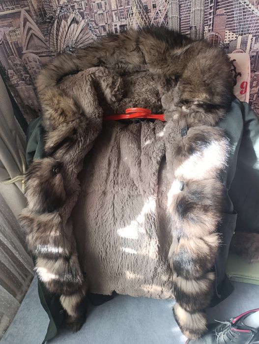 Продам парку в хорошем состоянии