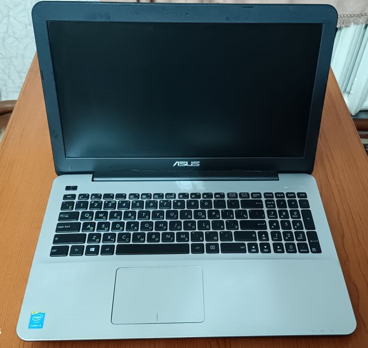 Ноутбук Asus X555l