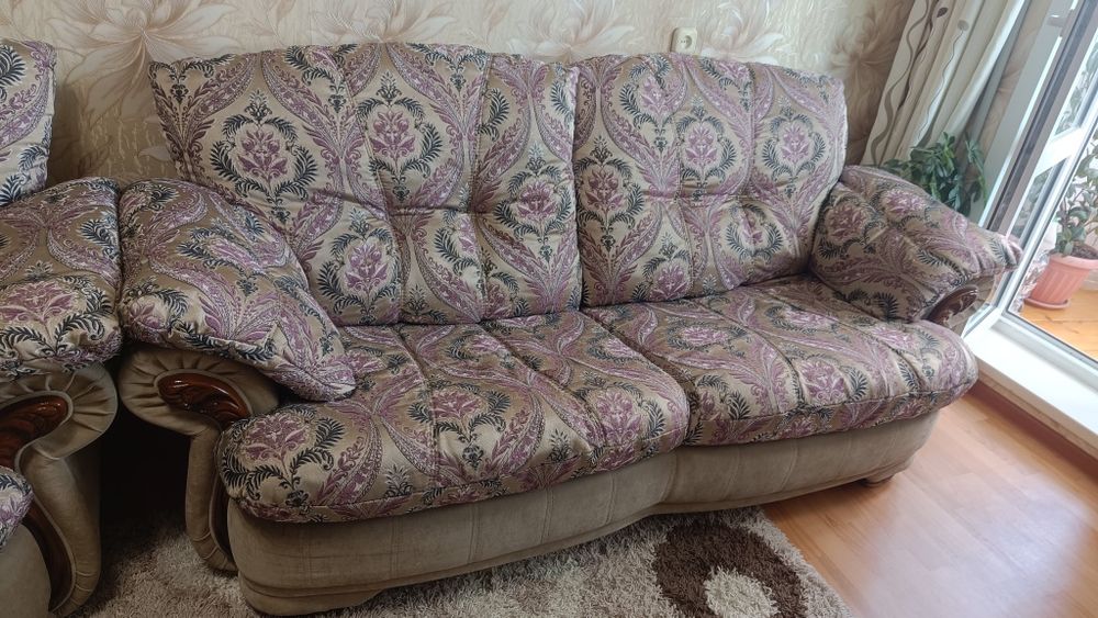 Продам мягкий уголок