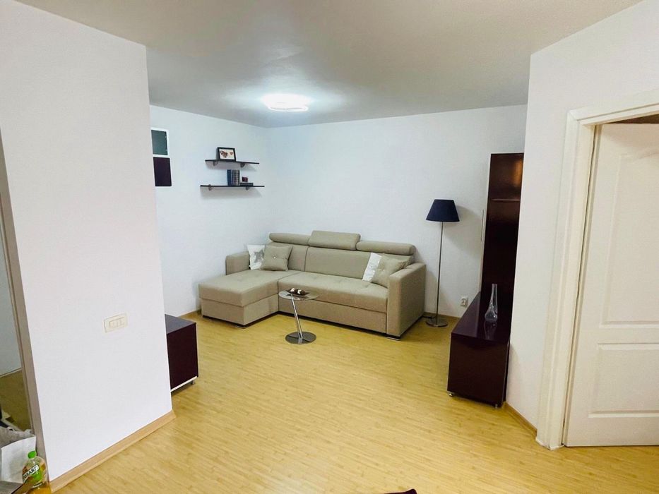 Inchiriere apartament cu 3 camere, Baneasa - Petrom City
