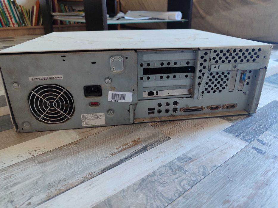 Ретро Компютър Compaq Deskpro - Класика от 90-те, За Колекционери гр ...
