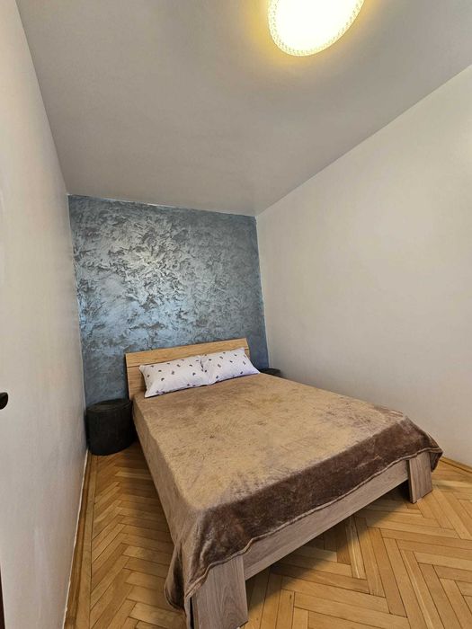 Apartament 3 camere- Craioviţa Nouă