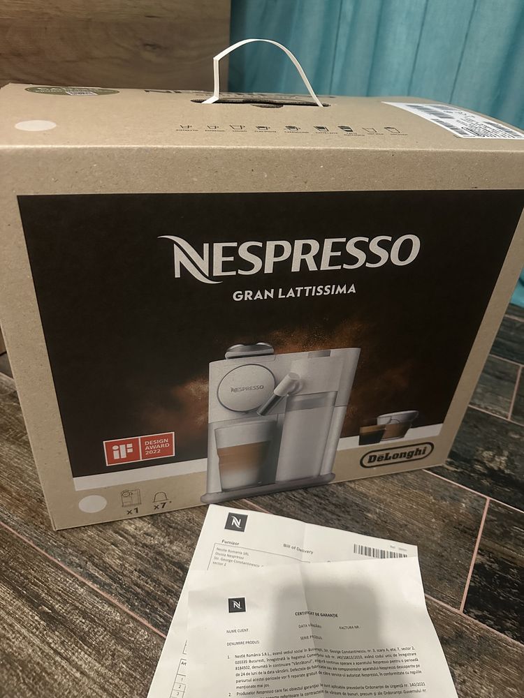 Espressor Nespresso DeLonghi Gran Lattissima EN650.W, 1400 W, 1.3