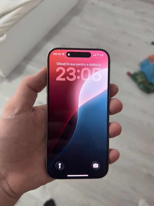 Iphone  15 pro 128, toate componentele originale .