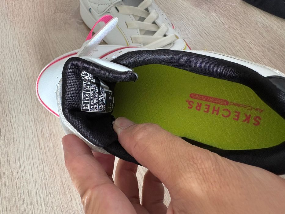 Кроссовки Skechers для девочек 34 размер