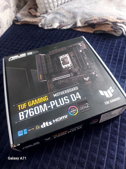 Материнская плата