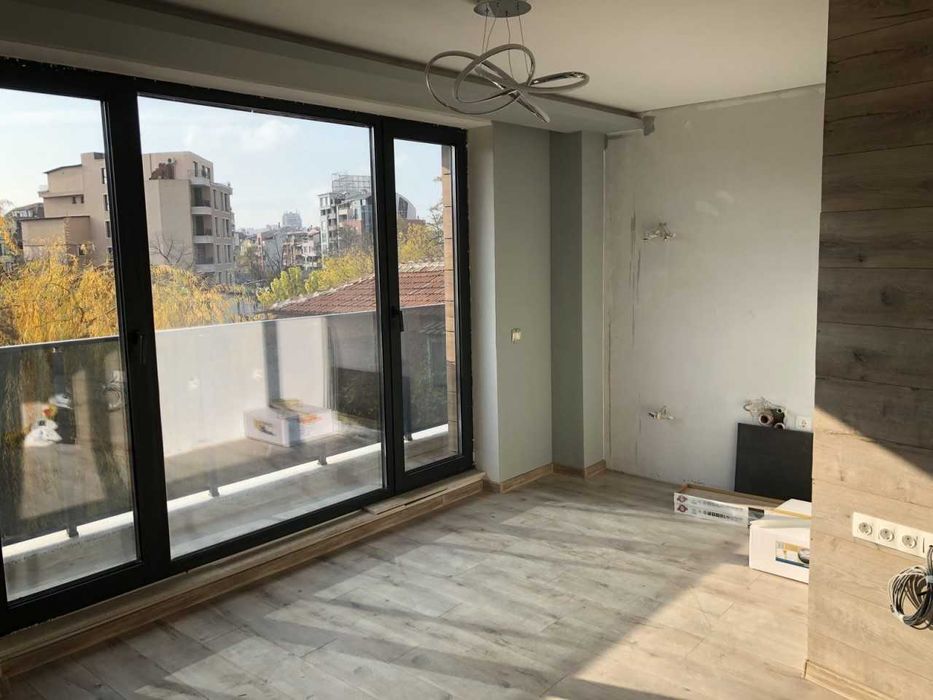 Продава се Двустаен апартамент в Пловдив, Младежки Хълм - 50 кв.м за 1860 €/кв.м - Снимка #3