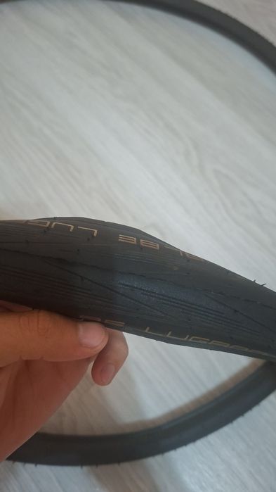 Покрышки швальбе лугано2 2 штук