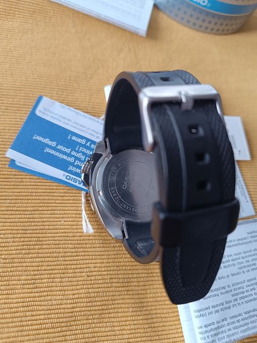 Часовник Casio MTF-E001